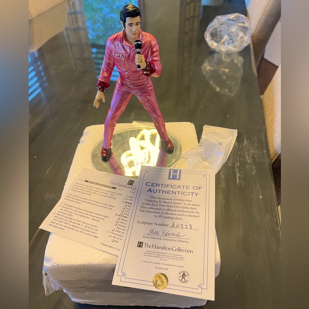 Hamilton Collection. “Dancing To Beat Cancer” . Sculpture number AO328.